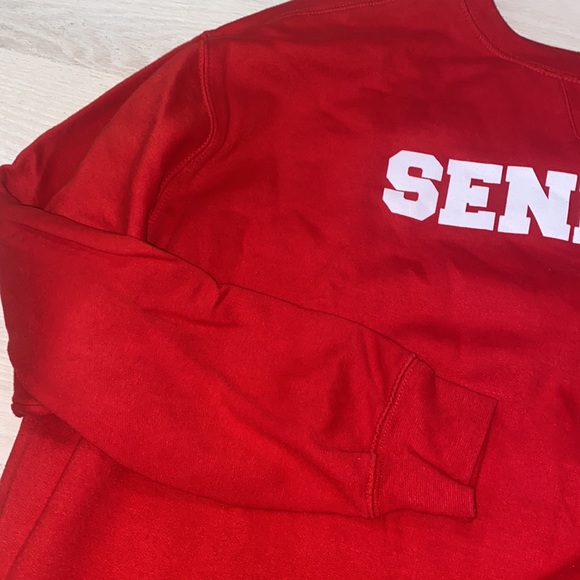 ❤️🎓 SENECA Red Crewneck - XXL - Picture 3 of 5